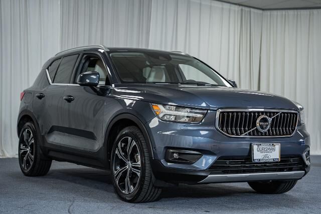 2022 Volvo XC40 T5 Inscription