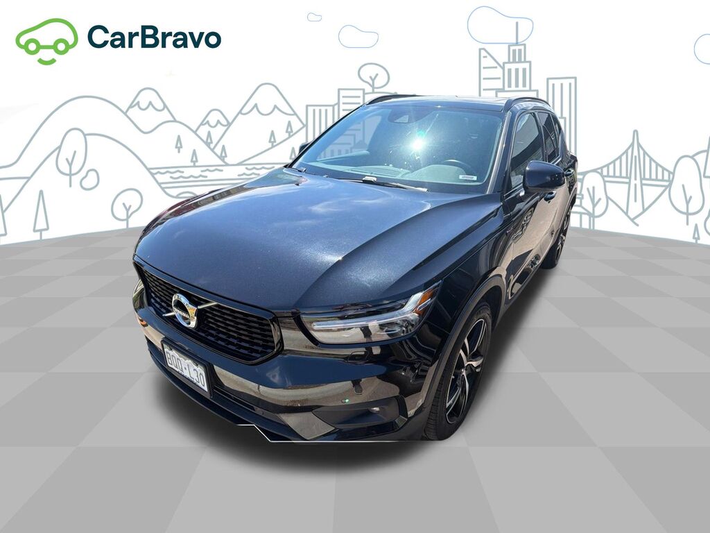 2021 Volvo XC40 R-Design — photo 1 of 1