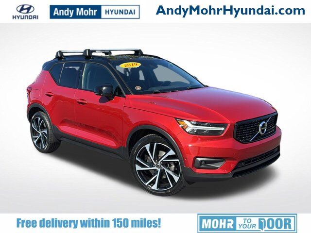 2019 Volvo XC40 R-Design