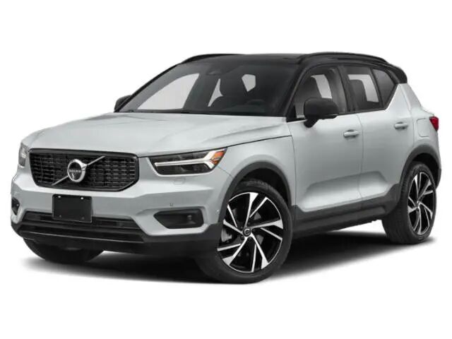 2022 Volvo XC40 T5 R-Design