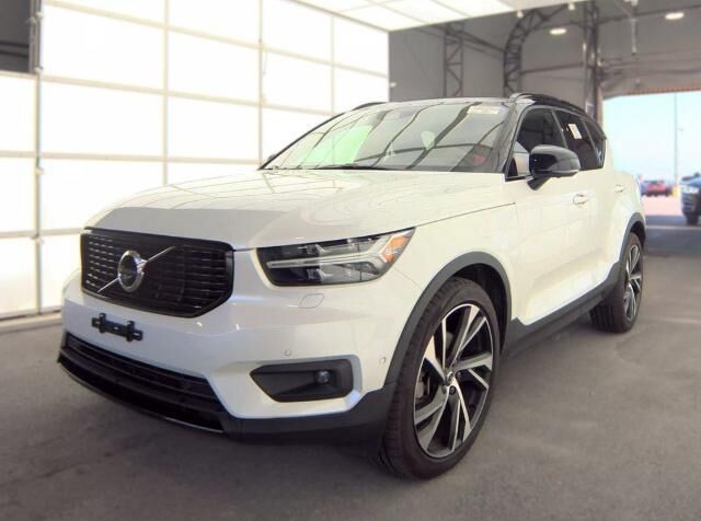 2021 Volvo XC40 T5 R-Design