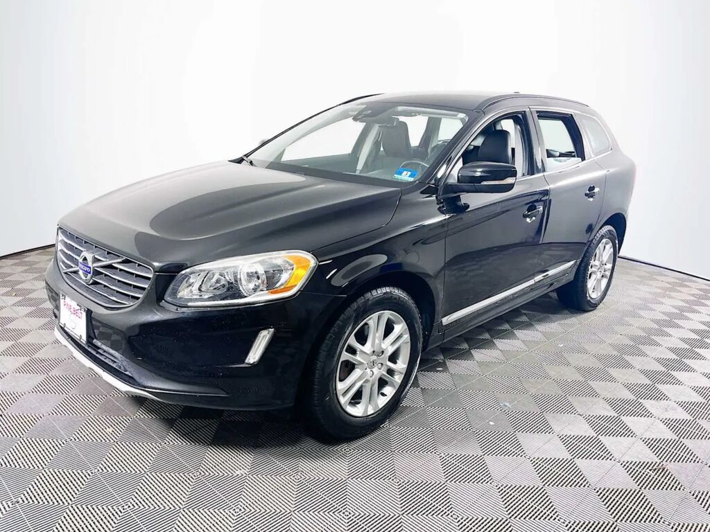 2016 Volvo XC60 T5 Drive-E — photo 1 of 13