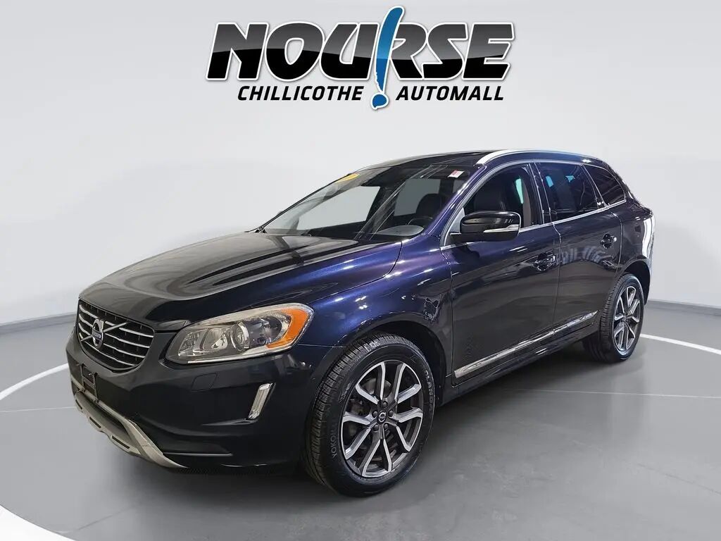 2017 Volvo XC60 T6 Dynamic — photo 1 of 25