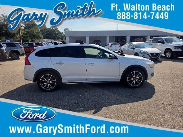 2016 Volvo V60 Cross Country T5