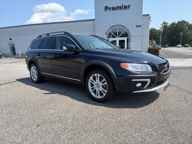 2016 Volvo XC70 T5 Premier — photo 1 of 13