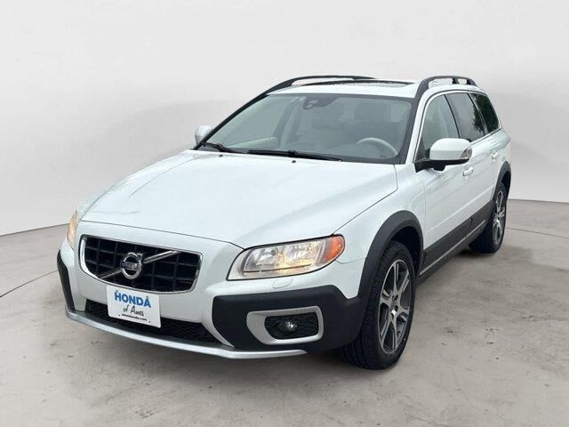 2012 Volvo XC70 T6 — photo 1 of 29