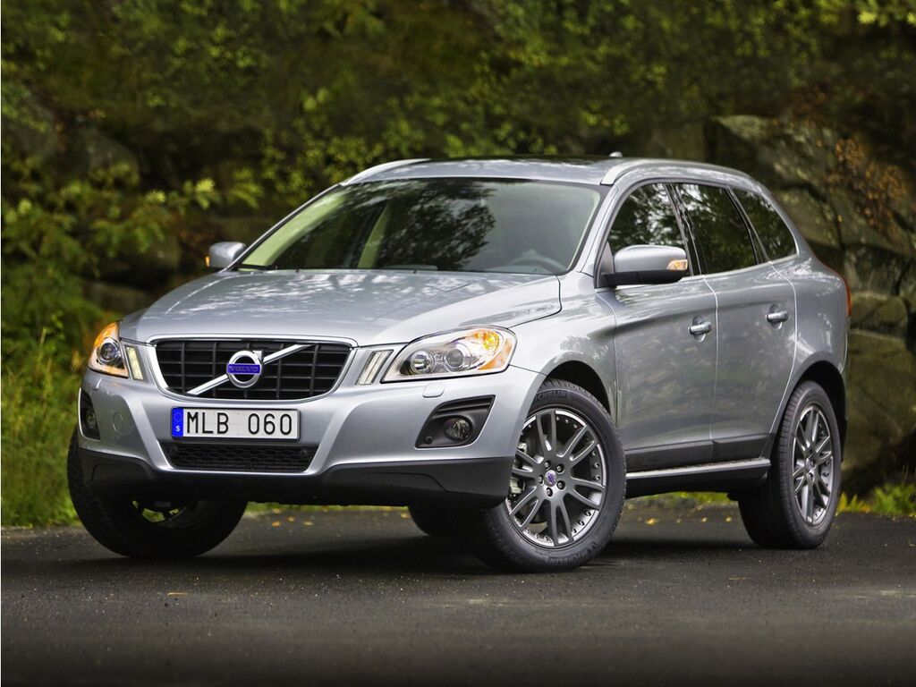 2013 Volvo XC60 — photo 1 of 2