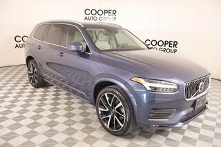 2021 Volvo XC90 T6 Momentum 6-Passenger