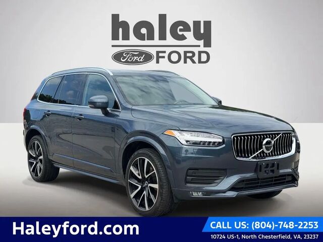 2022 Volvo XC90 T6 Momentum 6-Passenger