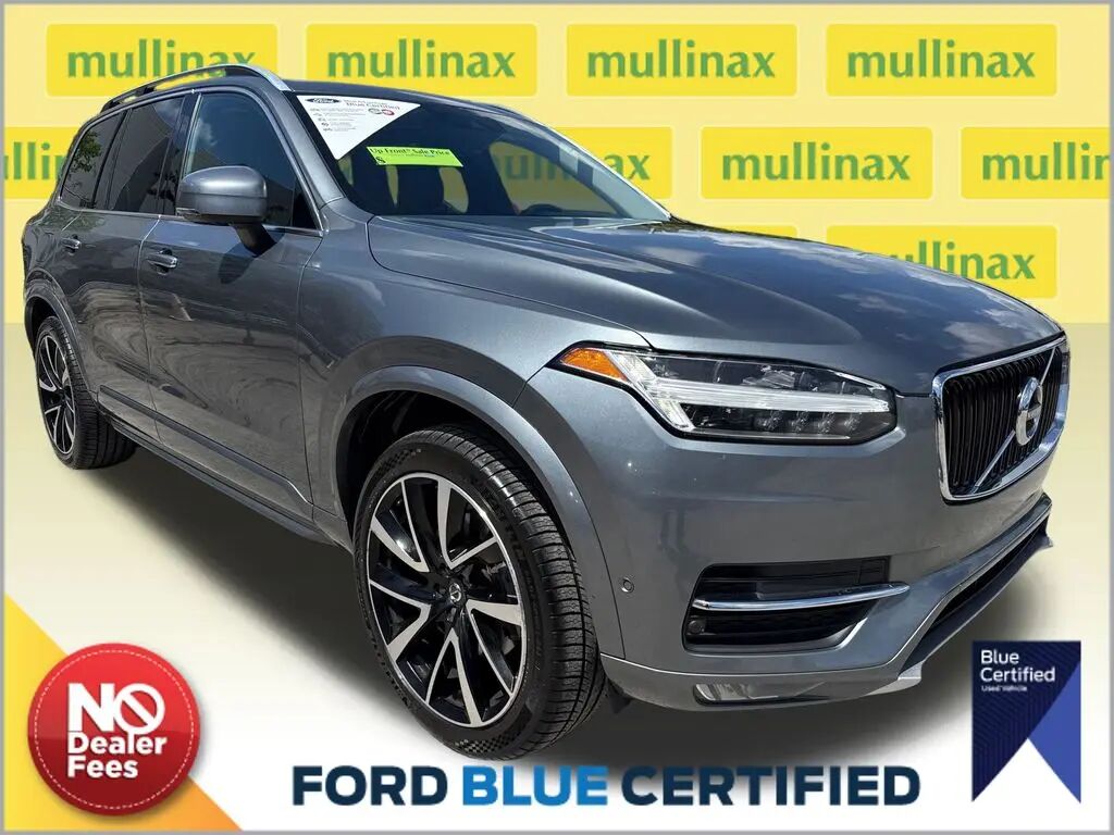 2018 Volvo XC90 T6 Momentum — photo 1 of 19