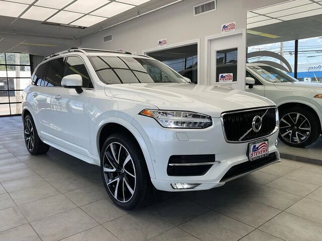 2018 Volvo XC90 T6 Momentum