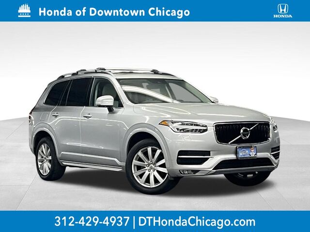 2016 Volvo XC90 T6 Momentum