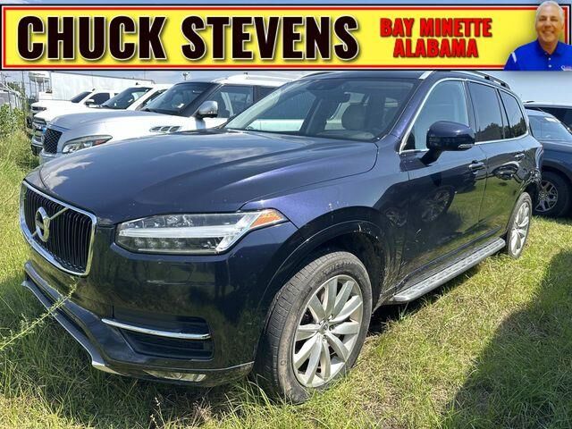 2017 Volvo XC90 T6 Momentum
