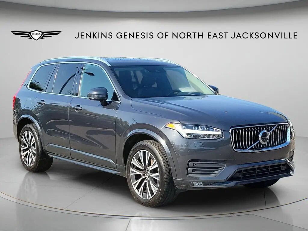 2021 Volvo XC90 T6 Momentum 7-Passenger — photo 1 of 18