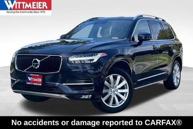 2017 Volvo XC90 T6 Momentum