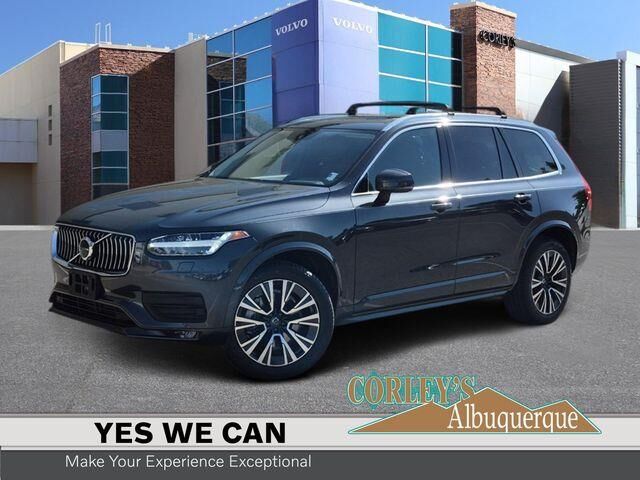 2021 Volvo XC90 T6 Momentum 7-Passenger — photo 1 of 27