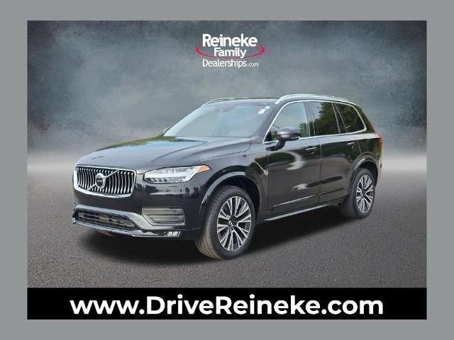 2021 Volvo XC90 T6 Momentum 7-Passenger
