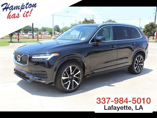 2022 Volvo XC90 T6 Momentum 7-Passenger — photo 1 of 98