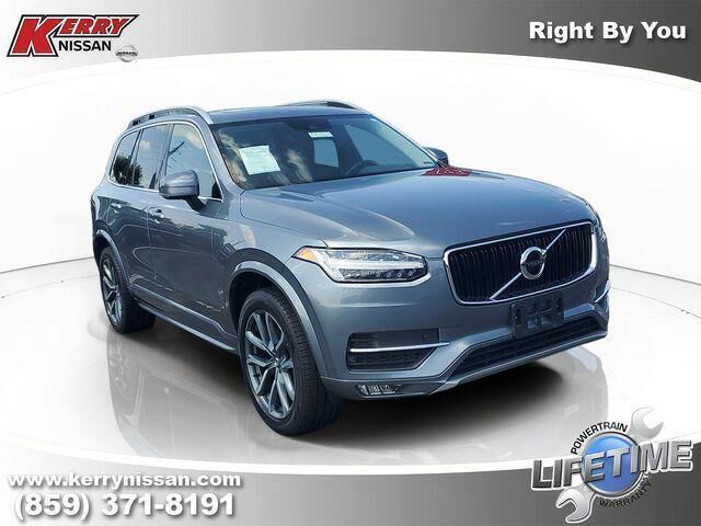 2019 Volvo XC90 T6 Momentum — photo 1 of 13