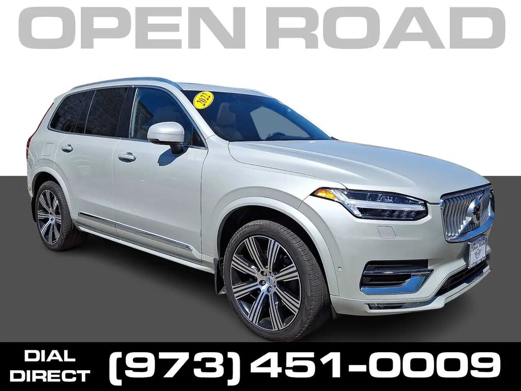 2022 Volvo XC90 T6 Inscription 7-Passenger — photo 1 of 13