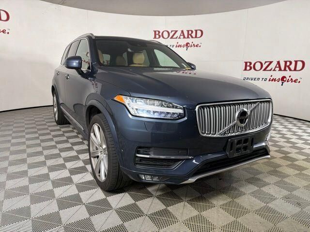 2019 Volvo XC90 T6 Inscription
