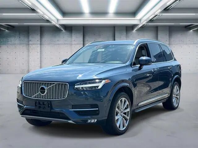2018 Volvo XC90 T6 Inscription — photo 1 of 25