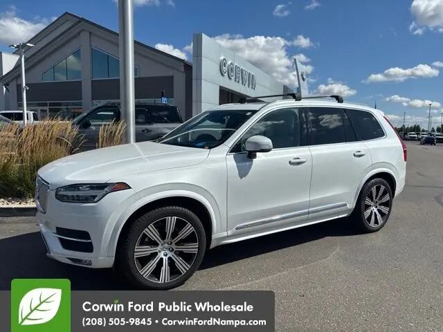 2019 Volvo XC90 T6 Inscription