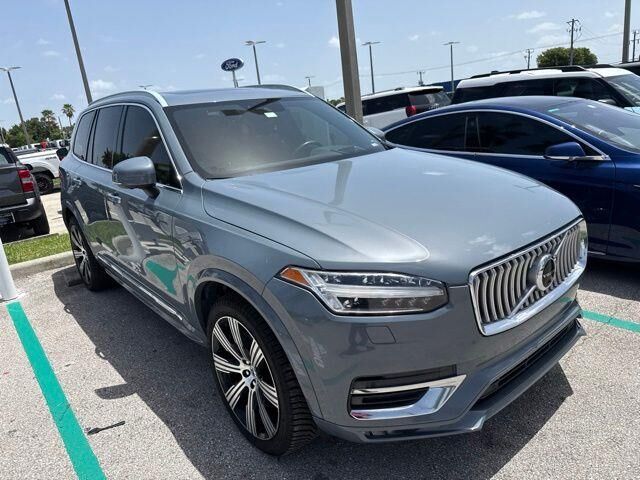 2020 Volvo XC90 T6 Inscription 7-Passenger