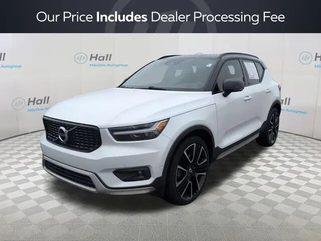 2019 Volvo XC40 T4 R-Design