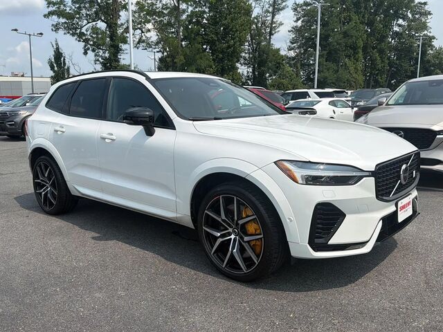 2022 Volvo XC60 Recharge T8 Polestar Engineered