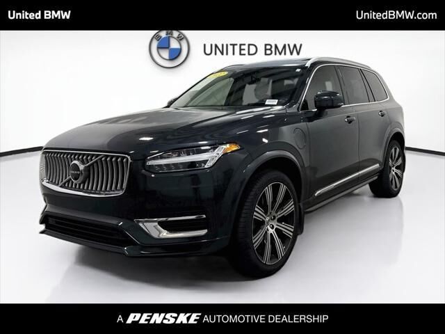 2022 Volvo XC90 Recharge T8 Inscription 7P — photo 1 of 13