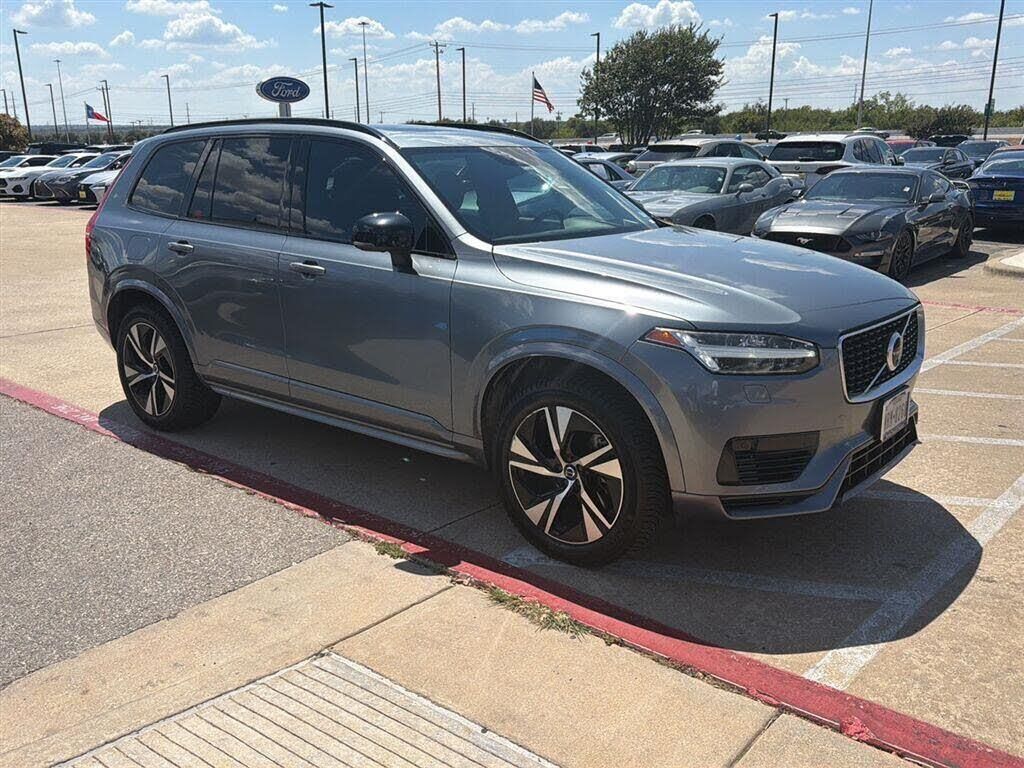 2020 Volvo XC90 T8 eAWD R-Design — photo 1 of 1