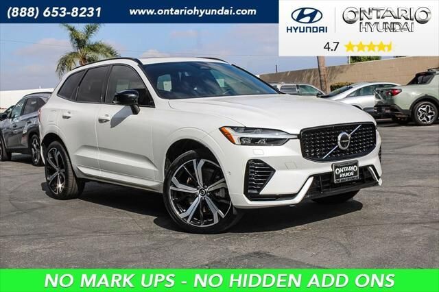 2022 Volvo XC60 Recharge T8 R-Design