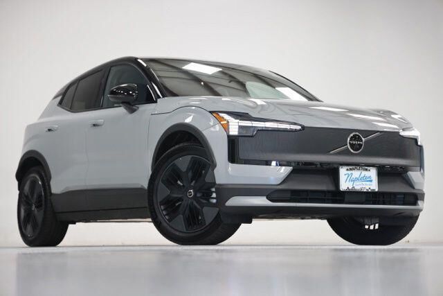 2026 Volvo EX30 Cross Country Twin Ultra — photo 1 of 11
