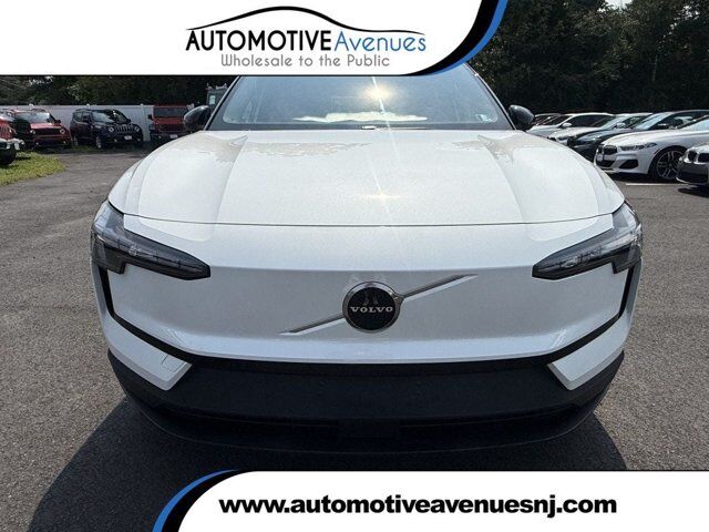 2025 Volvo EX30 Plus