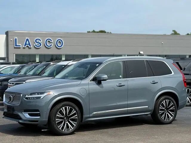 2023 Volvo XC90 Recharge T8 Plus Bright Theme 6P