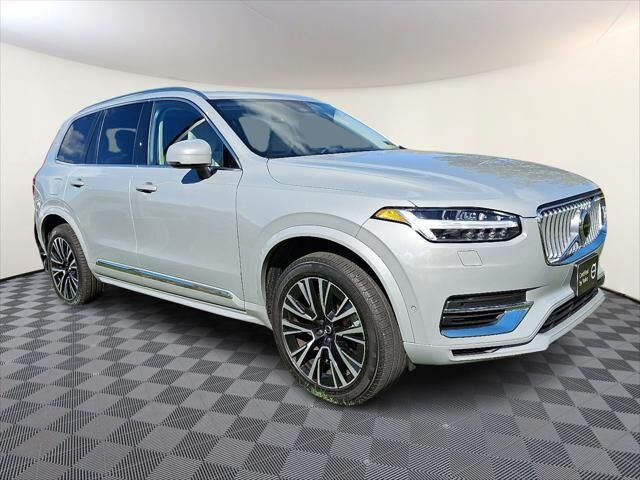2024 Volvo XC90 Recharge T8 Plus Bright Theme 7P