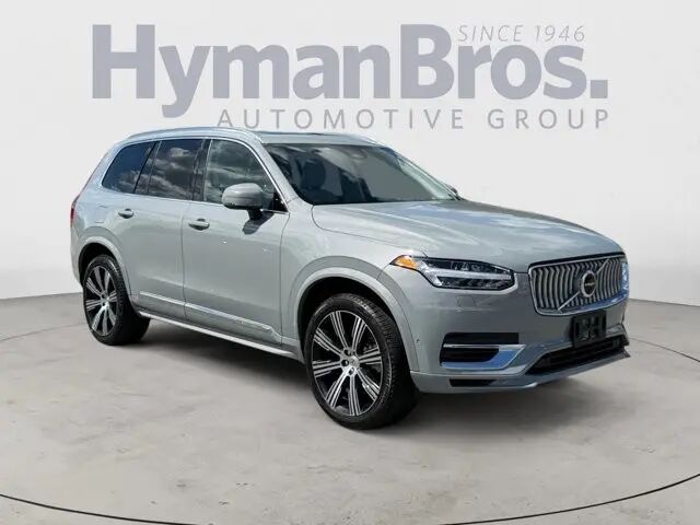 2024 Volvo XC90 Recharge T8 Ultimate Bright Theme 7P