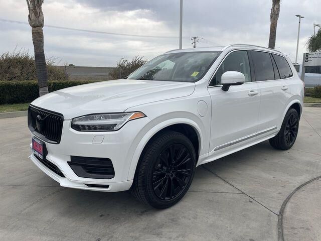 2022 Volvo XC90 Recharge T8 Inscription Expression 7P — photo 1 of 26