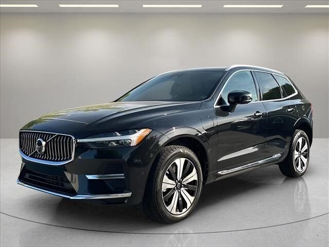 2023 Volvo XC60 Recharge T8 Plus Bright Theme — photo 1 of 39