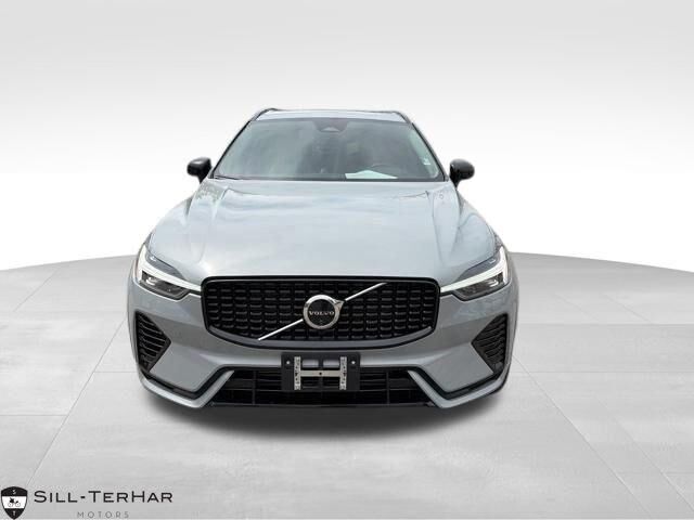 2024 Volvo XC60 Recharge T8 Ultimate Dark Theme — photo 1 of 26