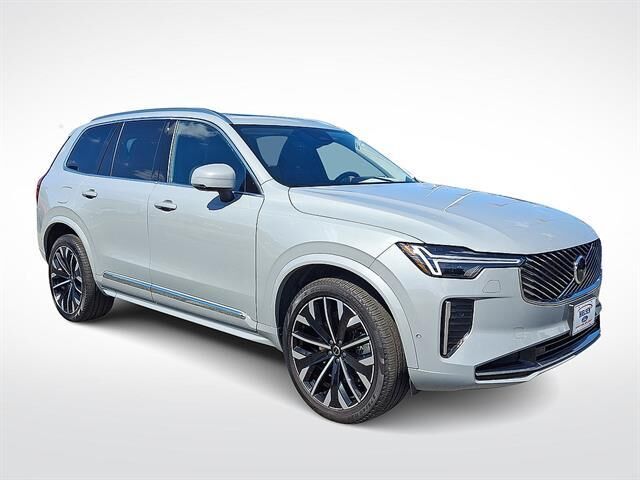 2025 Volvo XC90 T8 Plus Bright Theme 6P — photo 1 of 26