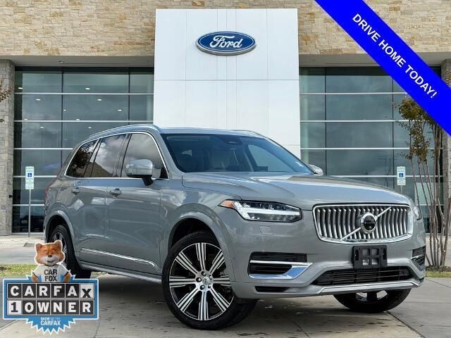 2024 Volvo XC90 Recharge T8 Ultimate Bright Theme 6P