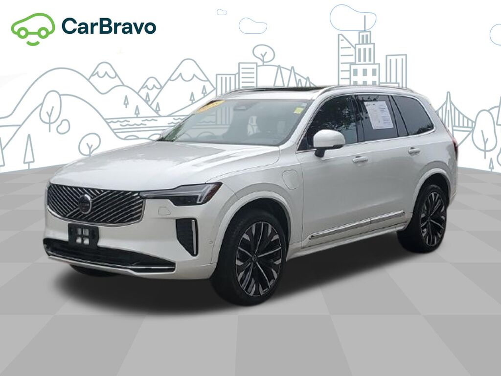2025 Volvo XC90 Plug-In Hybrid T8 Plus 7-Seater — photo 1 of 7
