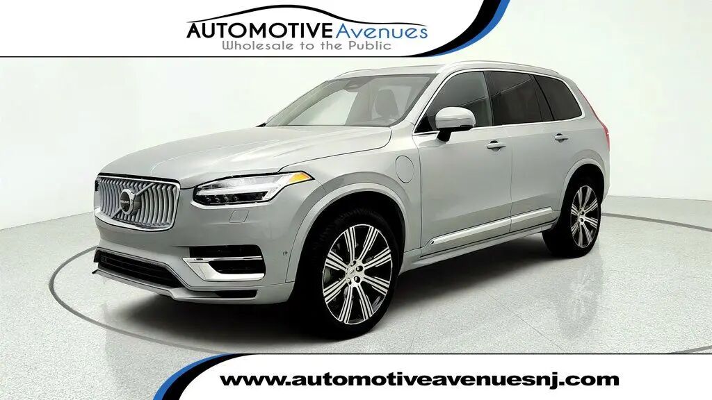 2025 Volvo XC90 T8 Plus Bright Theme 7P — photo 1 of 26