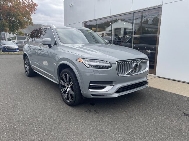 2025 Volvo XC90 Plug-In Hybrid ULTRA