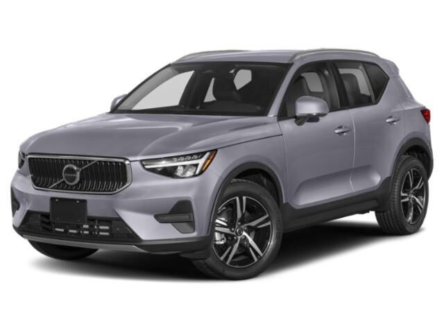 2023 Volvo XC40 B4 Ultimate Dark Theme — photo 1 of 3
