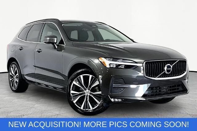 2022 Volvo XC60 B5 Momentum