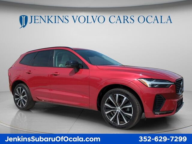 2023 Volvo XC60 B5 Plus Dark Theme