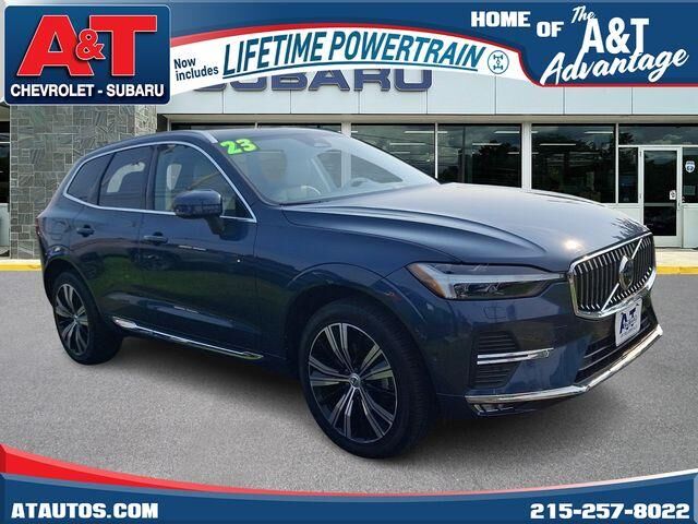 2023 Volvo XC60 B5 Ultimate Bright Theme